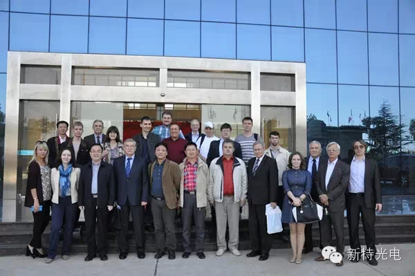 俄罗斯激光协会会长伊万教授率领的俄罗斯激光行业的激光专家、企业家等近30人访问我司