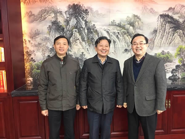 湖北省侨联副主席舒正荣、省侨联经科部部长欧梁锋、副部长黎志勇一行调研我司
