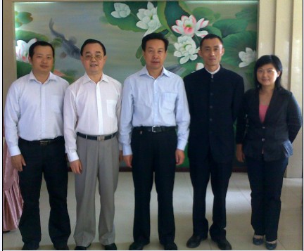 湖北省委统战部副巡视员刘爱党、湖北欧盟同学会秘书长燕元沂、武汉留学生创业园常务副主任袁煜农一行来我司考察